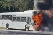 突發！新州公交車突然起火，起火原因不明！司機安全撤離，所幸車上沒有乘客&#8230;