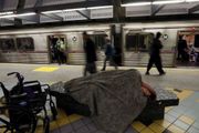 洛杉磯地鐵，精神病人增加，一週內3起傷人案件