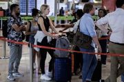 執法人員不足導致馬德里機場一片混亂！10%國際旅客錯過航班！