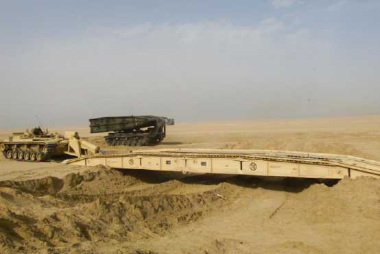 M60 AVLB發射剪刀式橋架