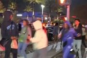 突發！洛杉磯購物中心週末千人大暴動，11個警局到場驅逐騷亂人群&#8230;