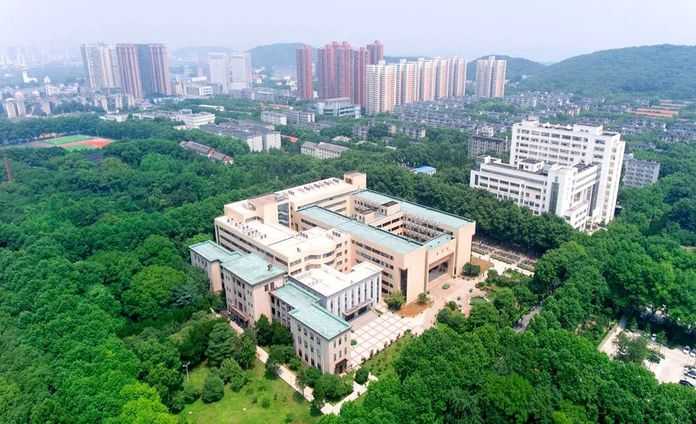 華中科技大學圖書館，圖源華中大官網