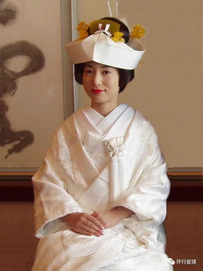 在日本，白色是純潔神聖的顏色，