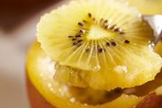 每天吃 1 個獼猴桃會發生什麼？皮膚會變好？便便會順暢？