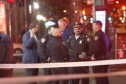 紐約夜店突發槍擊，一男子中槍當場死亡，脫衣舞娘嚇得尖叫逃離現場，鞋子都跑丟了&#8230;