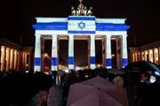 【衝突】德國柏林勃蘭登堡門打上以色列國旗以示強烈支持，德媒嚴正指責在德國慶祝的巴勒斯坦人，認為他們「進一步撕裂了德國社會」