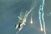 機動規避：F-16CJ與防空導彈的鬥法