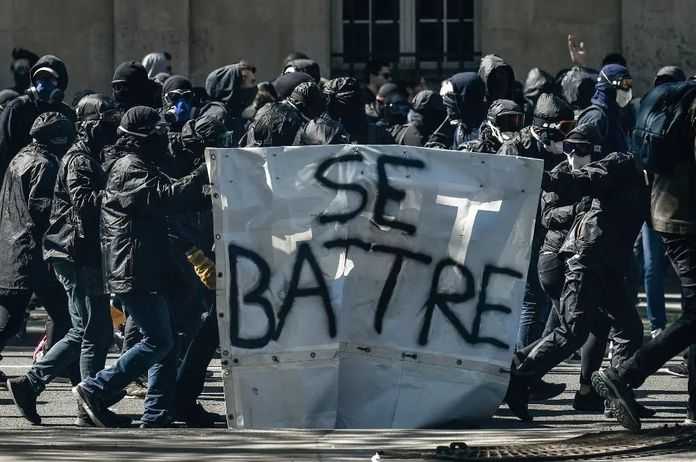 法國示威遊行中的「黑塊」分子